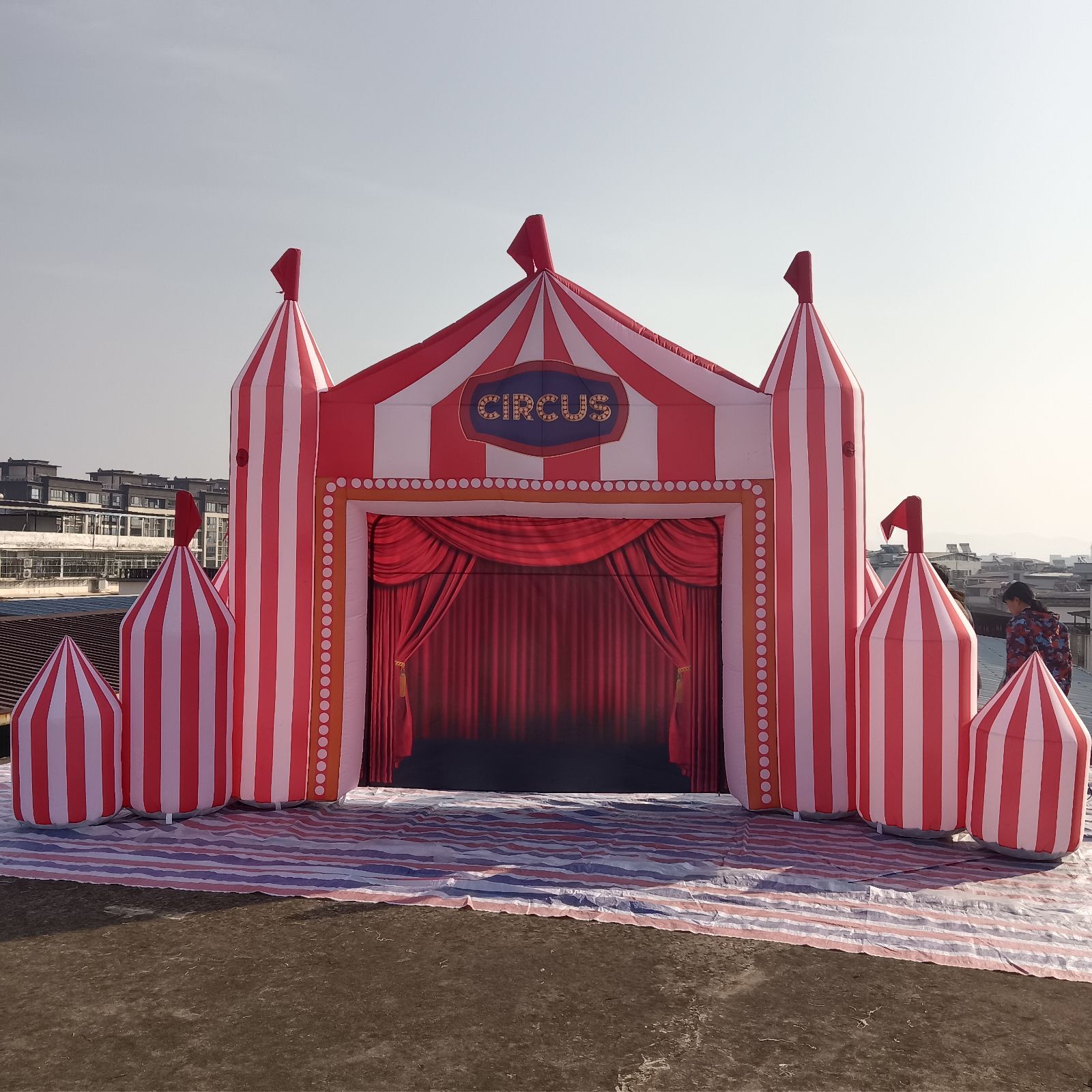 Inflatable Circus Arch